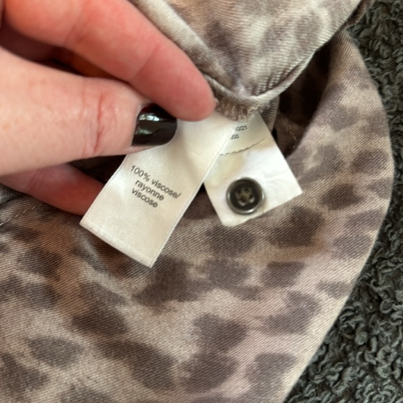 Animal Button Up - Picture 7 of 7